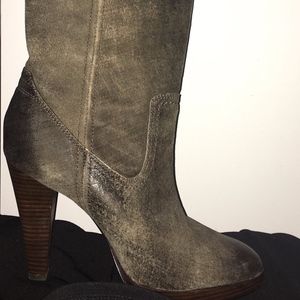 Knee high Frye Harlow Campus boot